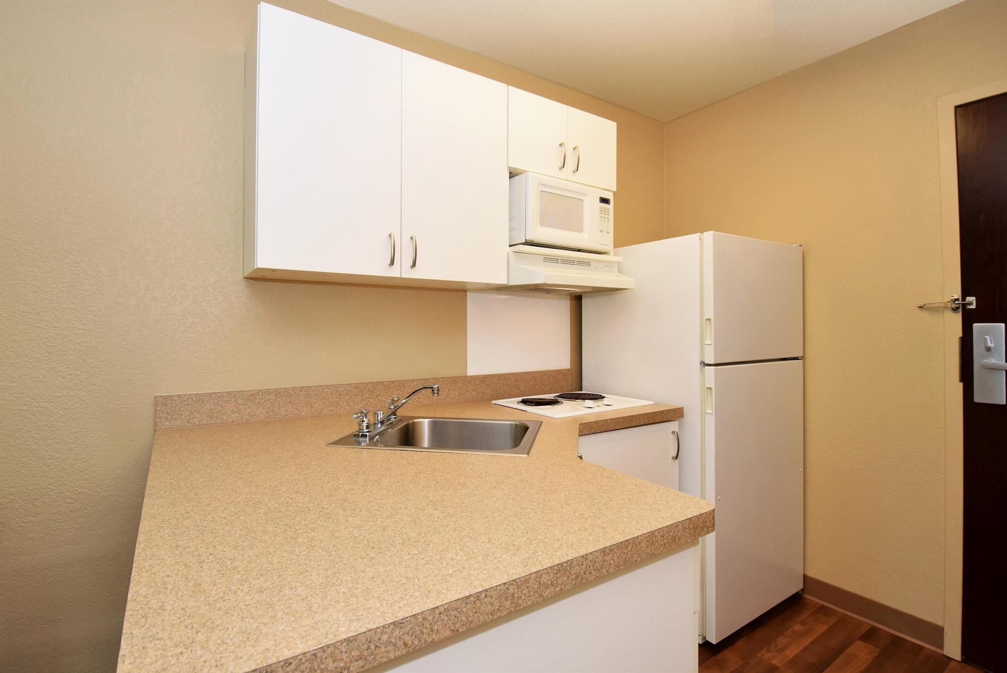 Extended Stay America Suites - Los Angeles - Burbank Airport Exteriör bild